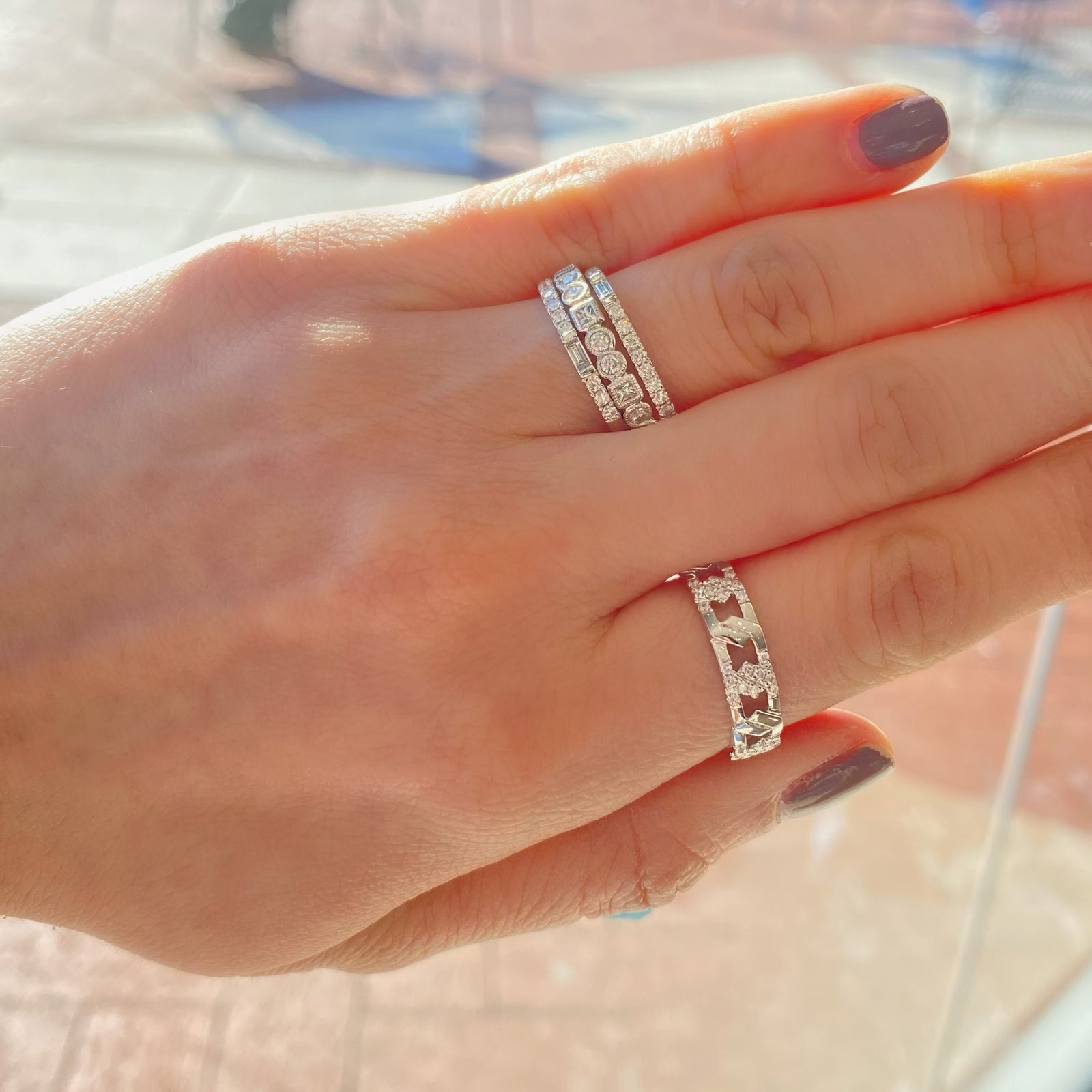 Diamond Curb Chain Stackable Ring  - 18K gold weighing 3.68 grams  - 30 round diamonds totaling 0.19 carats