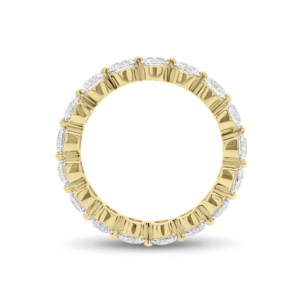 2.62 ct Diamond Eternity Ring - 18K gold weighing 2.48 grams  - 17 round diamonds weighing 2.62 carats