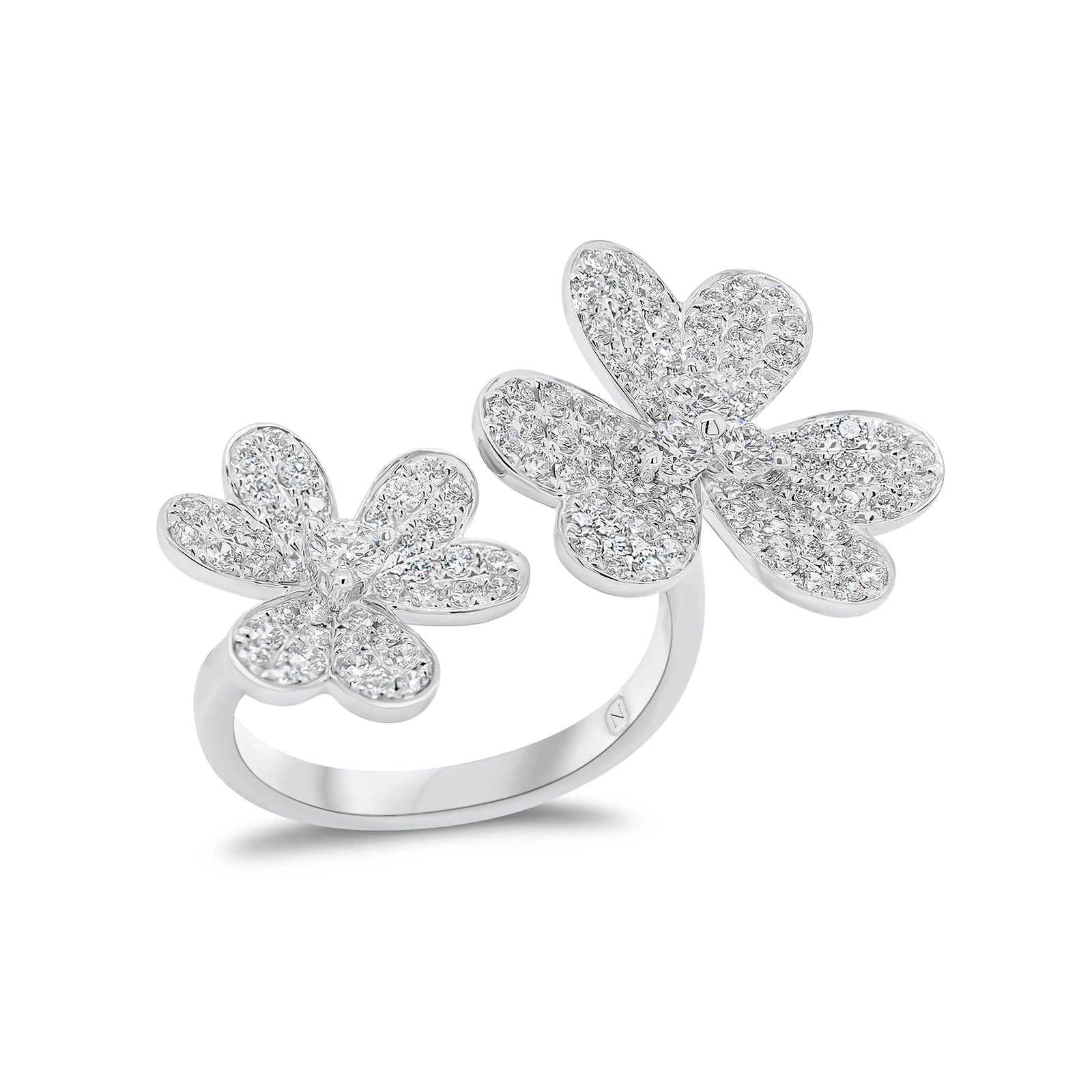 Diamond Double Flower Open Ring - 18K gold weighing 5.66 grams  - 124 round diamonds weighing 1.19 carats