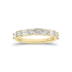 Round and Double Baguette Diamond Wedding Band - 18K gold weighing 2.78 grams  - 10 slim baguettes weighing 0.38 carats  - 4 round diamonds weighing 0.31 carats